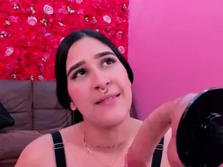 Antonella Loren's Live Sex Cam Show