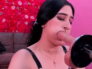 Antonella Loren's Live Sex Cam Show