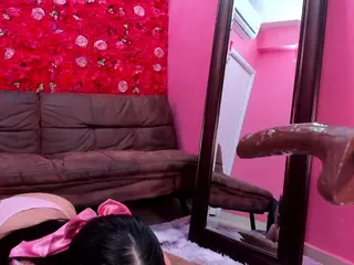Antonella Loren's Live Sex Cam Show