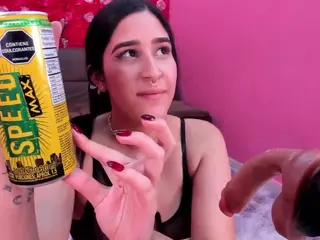 Antonella Loren's Live Sex Cam Show