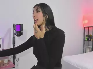 MarianaBranz's Live Sex Cam Show