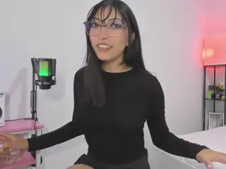 MarianaBranz's Live Sex Cam Show