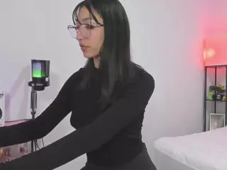 MarianaBranz's Live Sex Cam Show
