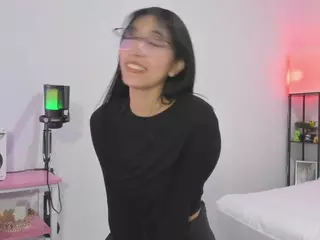 MarianaBranz's Live Sex Cam Show