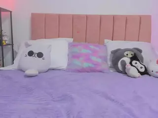 MarianaBranz's Live Sex Cam Show