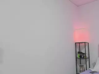 MarianaBranz's Live Sex Cam Show