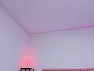 MarianaBranz's Live Sex Cam Show