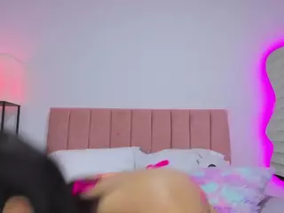 MarianaBranz's Live Sex Cam Show