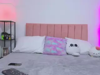 MarianaBranz's Live Sex Cam Show