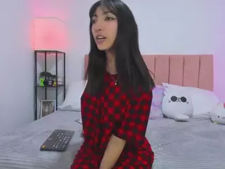 MarianaBranz's Live Sex Cam Show