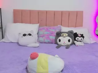 MarianaBranz's Live Sex Cam Show