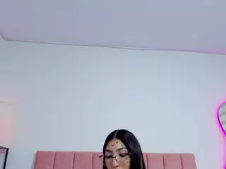 MarianaBranz's Live Sex Cam Show