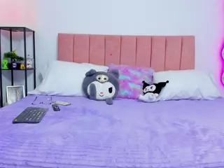 MarianaBranz's Live Sex Cam Show