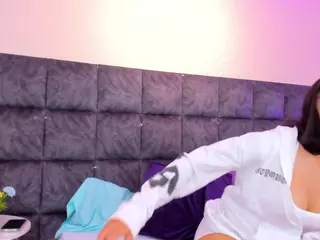 MarianaBranz's Live Sex Cam Show