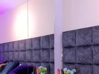 MarianaBranz's Live Sex Cam Show