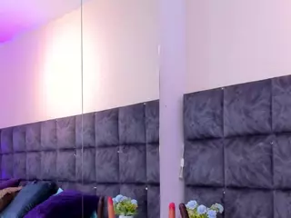 MarianaBranz's Live Sex Cam Show