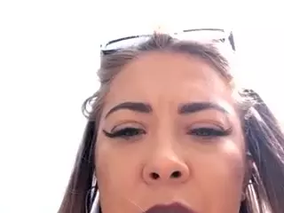riskygirl9830's Live Sex Cam Show