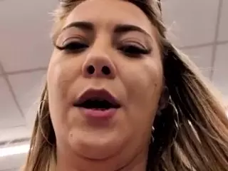 riskygirl9830's Live Sex Cam Show