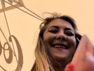 riskygirl9830's Live Sex Cam Show