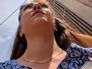 riskygirl9830's Live Sex Cam Show