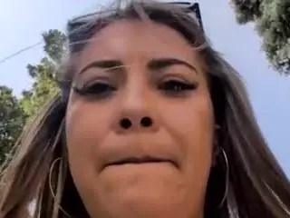 riskygirl9830's Live Sex Cam Show