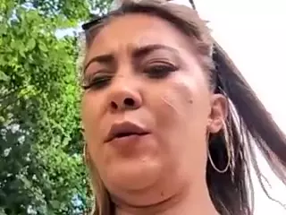 riskygirl9830's Live Sex Cam Show