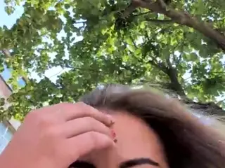 riskygirl9830's Live Sex Cam Show