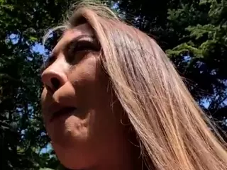 riskygirl9830's Live Sex Cam Show
