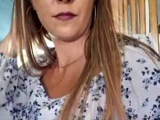 riskygirl9830's Live Sex Cam Show