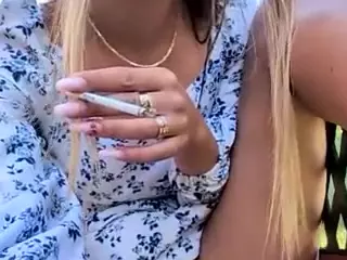 riskygirl9830's Live Sex Cam Show