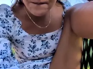 riskygirl9830's Live Sex Cam Show