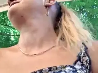 riskygirl9830's Live Sex Cam Show