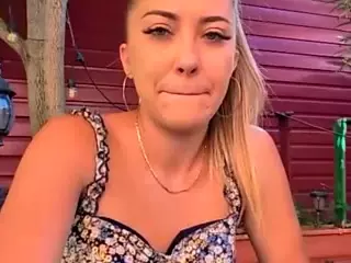 riskygirl9830's Live Sex Cam Show