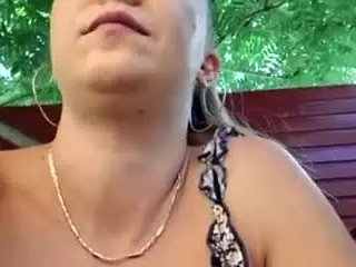 riskygirl9830's Live Sex Cam Show