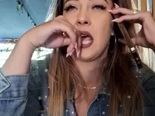 riskygirl9830's Live Sex Cam Show