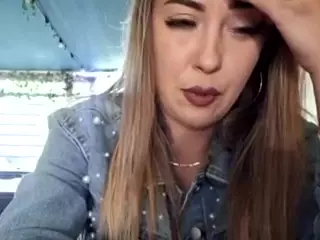 riskygirl9830's Live Sex Cam Show