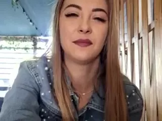 riskygirl9830's Live Sex Cam Show