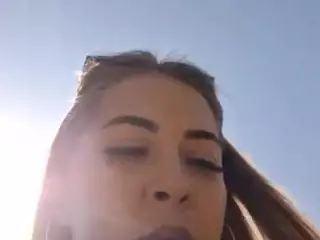 riskygirl9830's Live Sex Cam Show