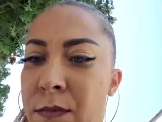 riskygirl9830's Live Sex Cam Show