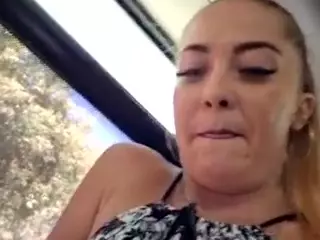 riskygirl9830's Live Sex Cam Show