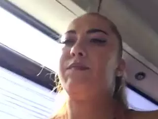 riskygirl9830's Live Sex Cam Show