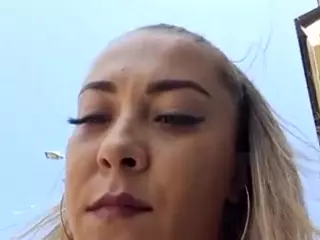 riskygirl9830's Live Sex Cam Show