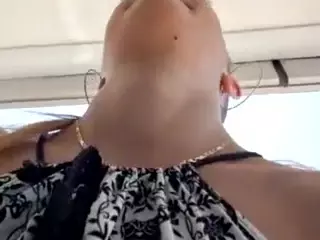 riskygirl9830's Live Sex Cam Show