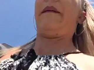 riskygirl9830's Live Sex Cam Show