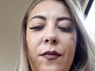 riskygirl9830's Live Sex Cam Show