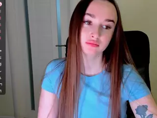 Kimmberrr's Live Sex Cam Show