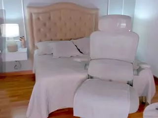 novacyysantos's Live Sex Cam Show