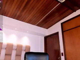 Victoria Mooree's Live Sex Cam Show