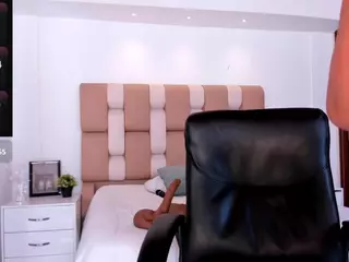 Victoria Mooree's Live Sex Cam Show