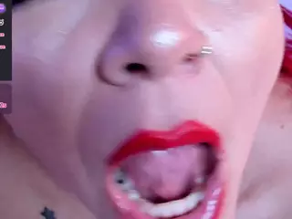Victoria Mooree's Live Sex Cam Show